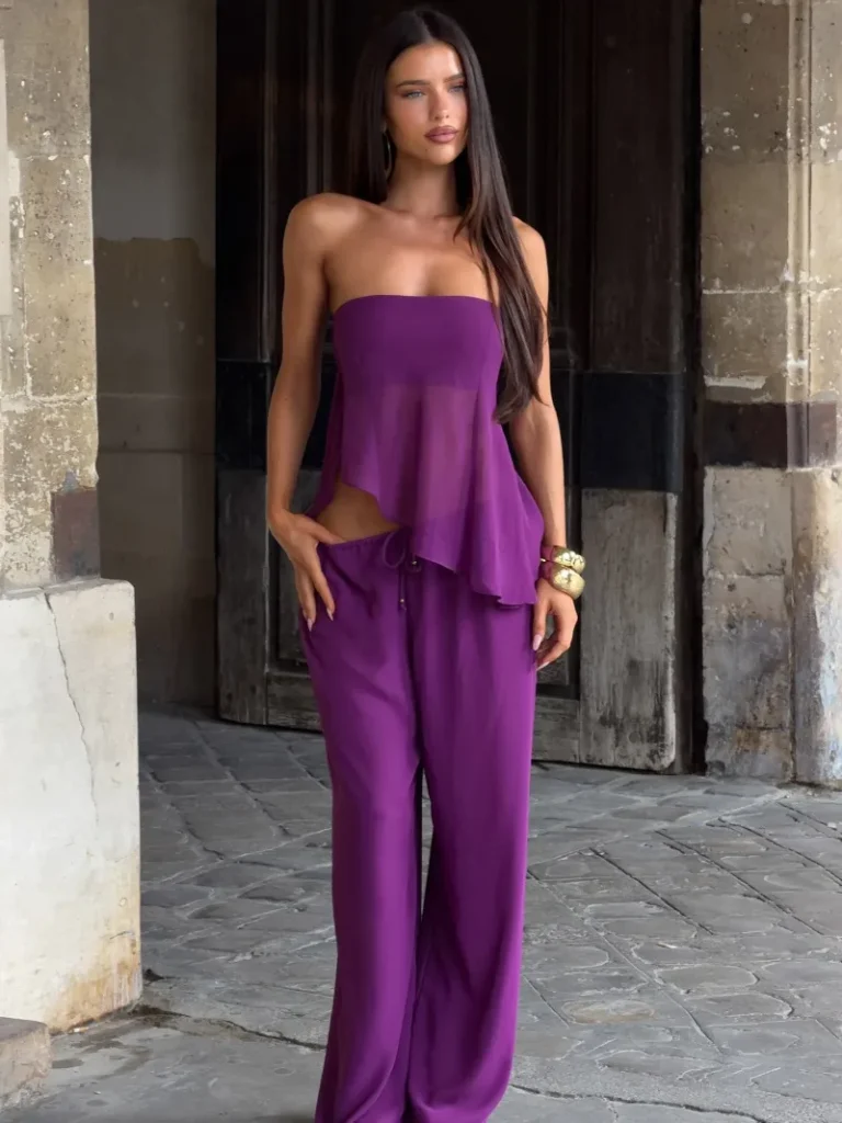 PLUM STRAPLESS BANDEAU CROP TOP