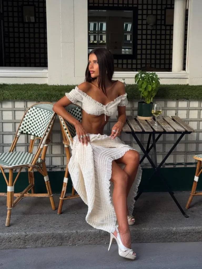 CREAM FRILL CROP TOP