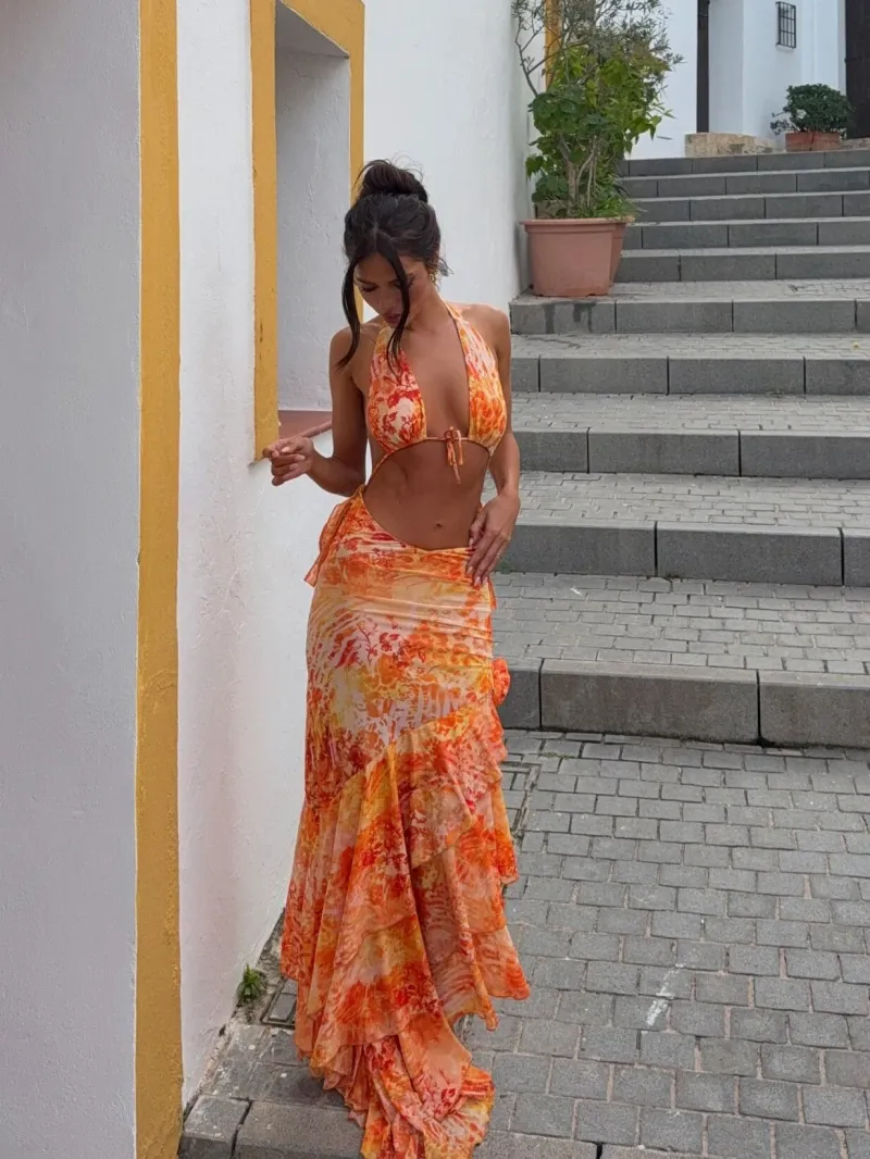 BACKLESS HALTER MAXI DRESS - Image 2