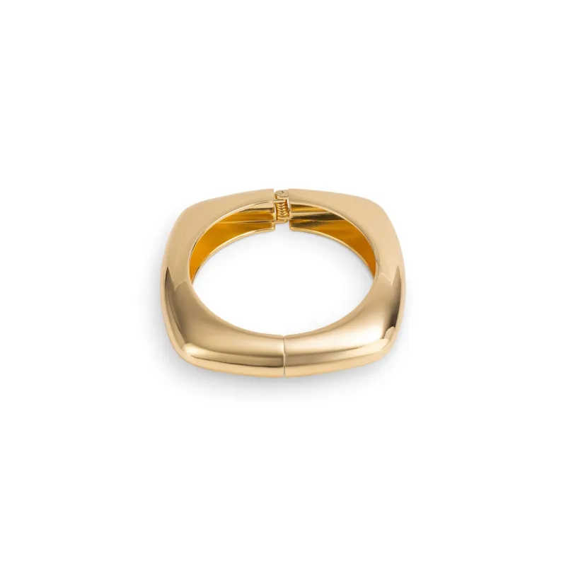 GOLD PANEL DRAPE BANGLE - Image 3